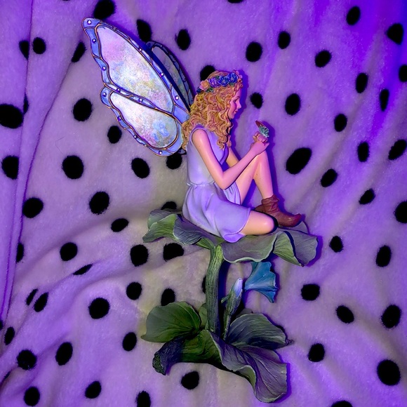 Fairy Statue - Picture 2 of 6